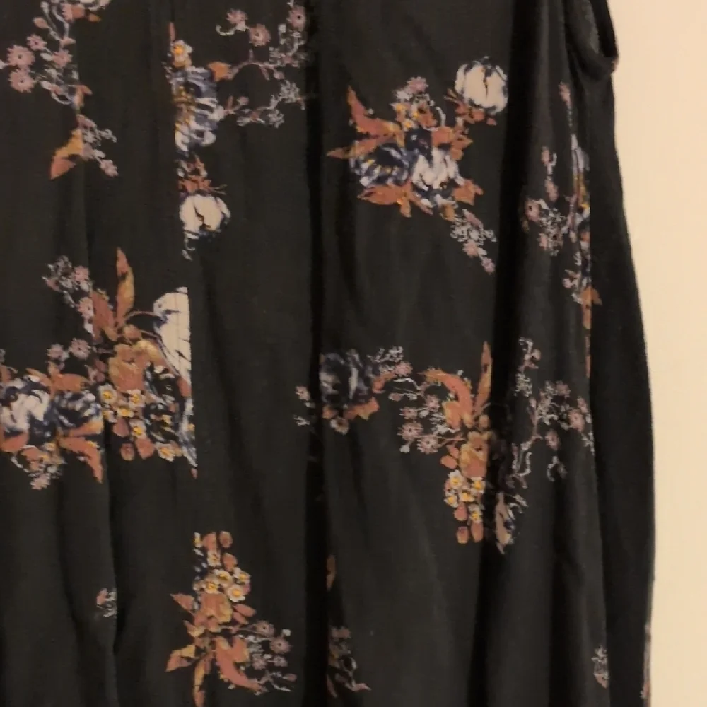 Free People Black Sleeveless Lace Blouse